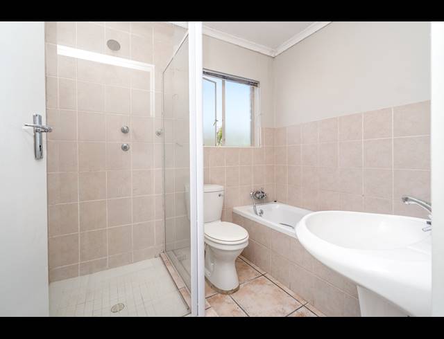 2 BEDROOM APARTMENT FOR SALE IN ALLEN'S NEK